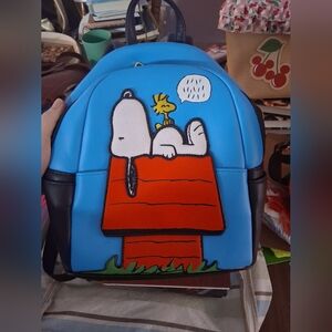 Peanuts Snoppy Doghouse Loungefly Mini Backpack